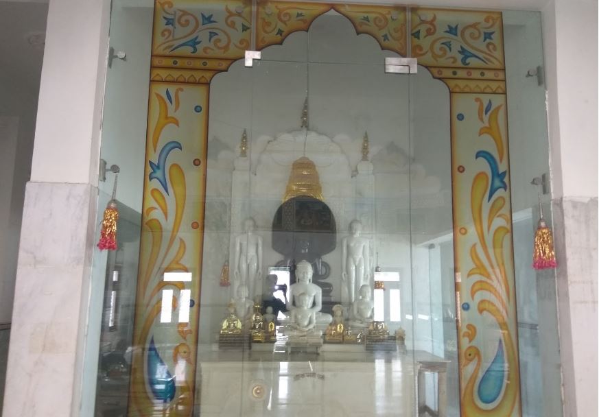 Shri Digamber Jain Udasin Ashram and Parshvnath Jinalaya, Dronagiri, Sendhpa, District - Chhatarpur (M.P.) image 2
