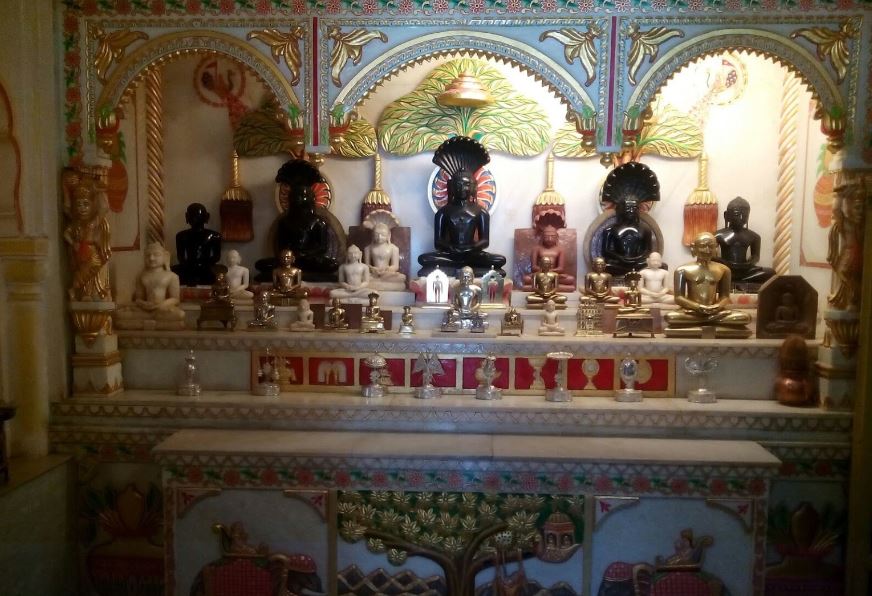 Shri Parshvnath Digamber Jain Mandir, Bandakpur, Tehsil - Jabera, District - Damoh (Madhya Pradesh) image 1