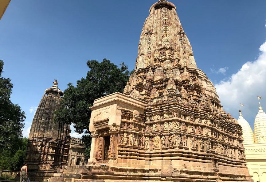 Shri Parshvnath Jinalaya, Shri Digamber Jain Atishaya Kshetra, Khajuraho, District - Chhatarpur (Madhya Pradesh) image 3