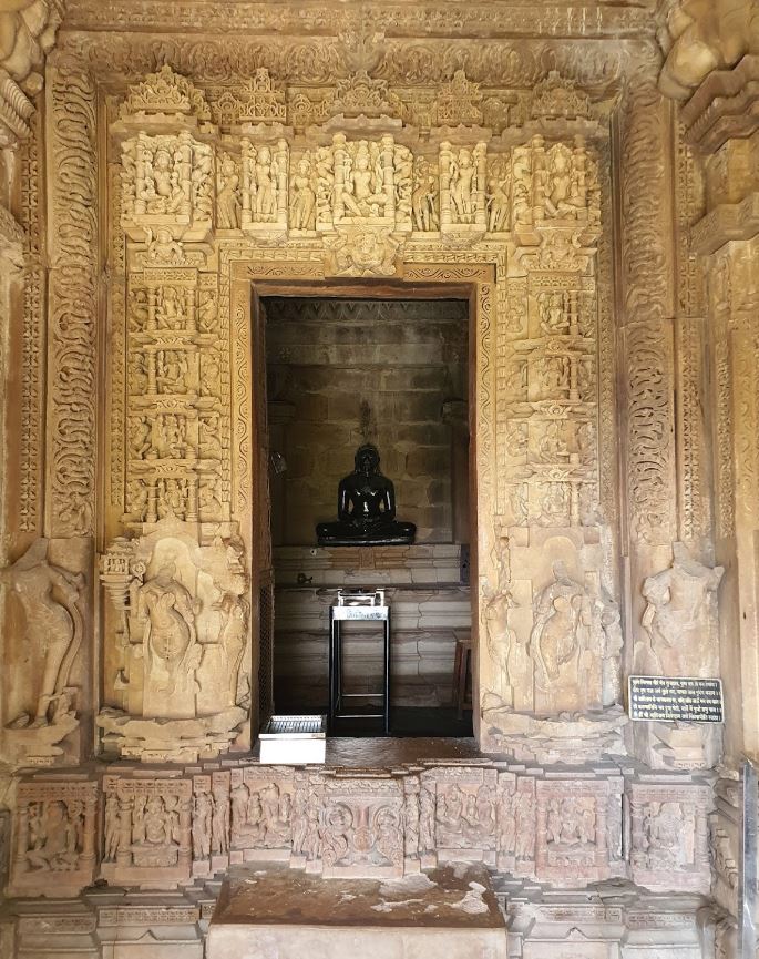 Shri Adinath Jinalaya, Shri Digamber Jain Atishaya Kshetra, Khajuraho, District - Chhatarpur (Madhya Pradesh) image 5