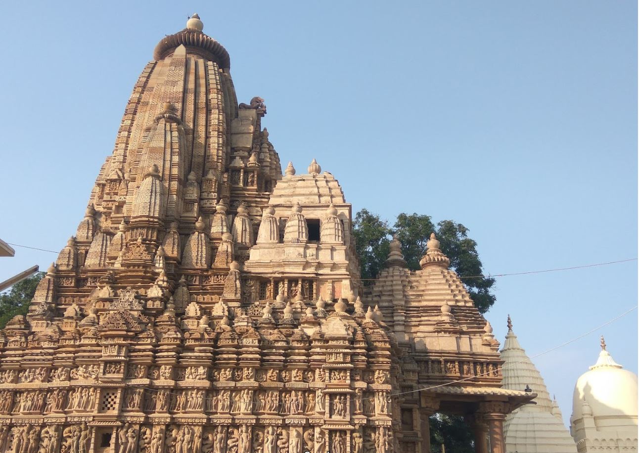 Shri 1008 Shantinath Jinalaya, Shri Digamber Jain Atishaya Kshetra, Khajuraho, District - Chhatarpur (Madhya Pradesh) image 4