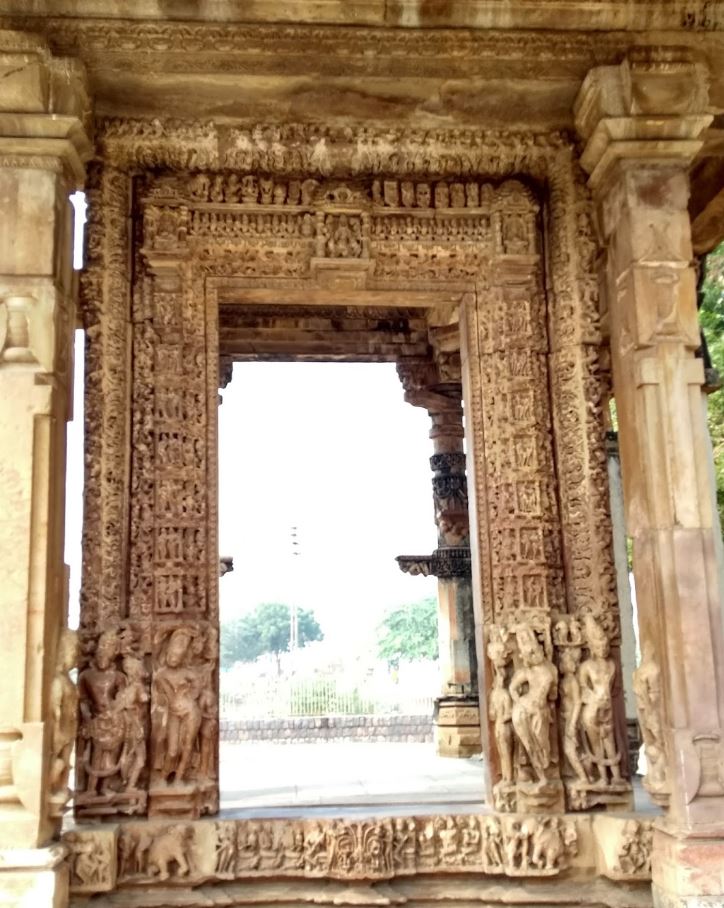 Ghantai Temple, Shri Digamber Jain Atishaya Kshetra, Khajuraho, District - Chhatarpur (Madhya Pradesh) image 6