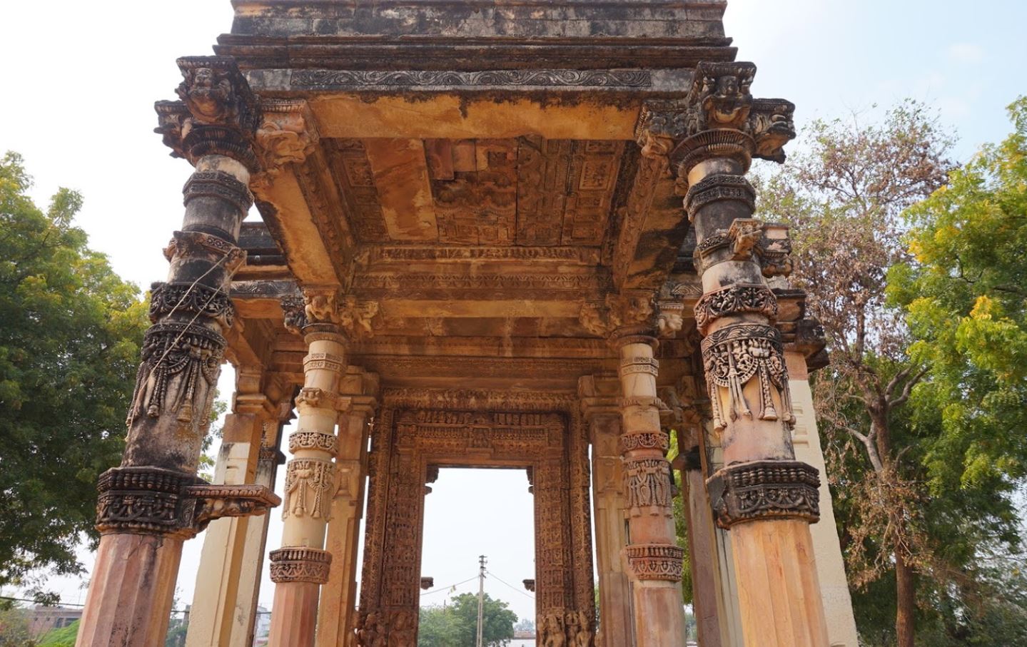 Ghantai Temple, Shri Digamber Jain Atishaya Kshetra, Khajuraho, District - Chhatarpur (Madhya Pradesh) image 7