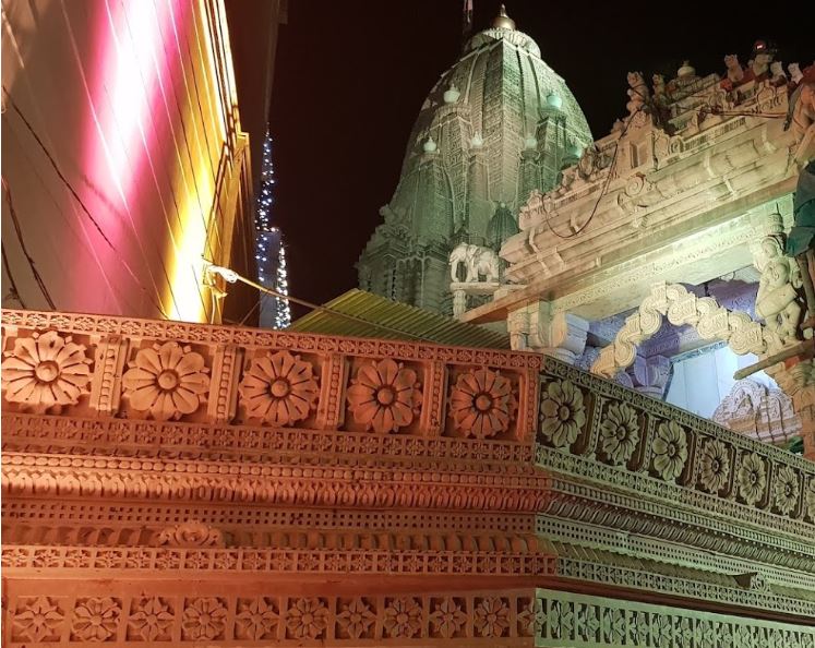 Shri Dharam Mangal Sheetalnath Jain Shwetamber Tirth, Sarafa, Jabalpur (Madhya Pradesh) image 4