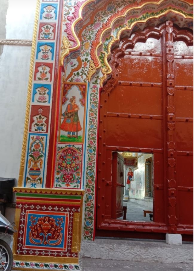 Shri Chandraprabhu Digamber Jain Mandir, Deori, District - Sagar (Madhya Pradesh) image 1