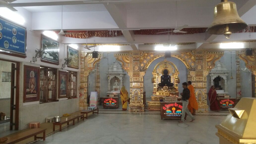 Shri 1008 Adinath Digamber Jain Mandir, Parvat Patia,  Surat (Gujarat) image 3