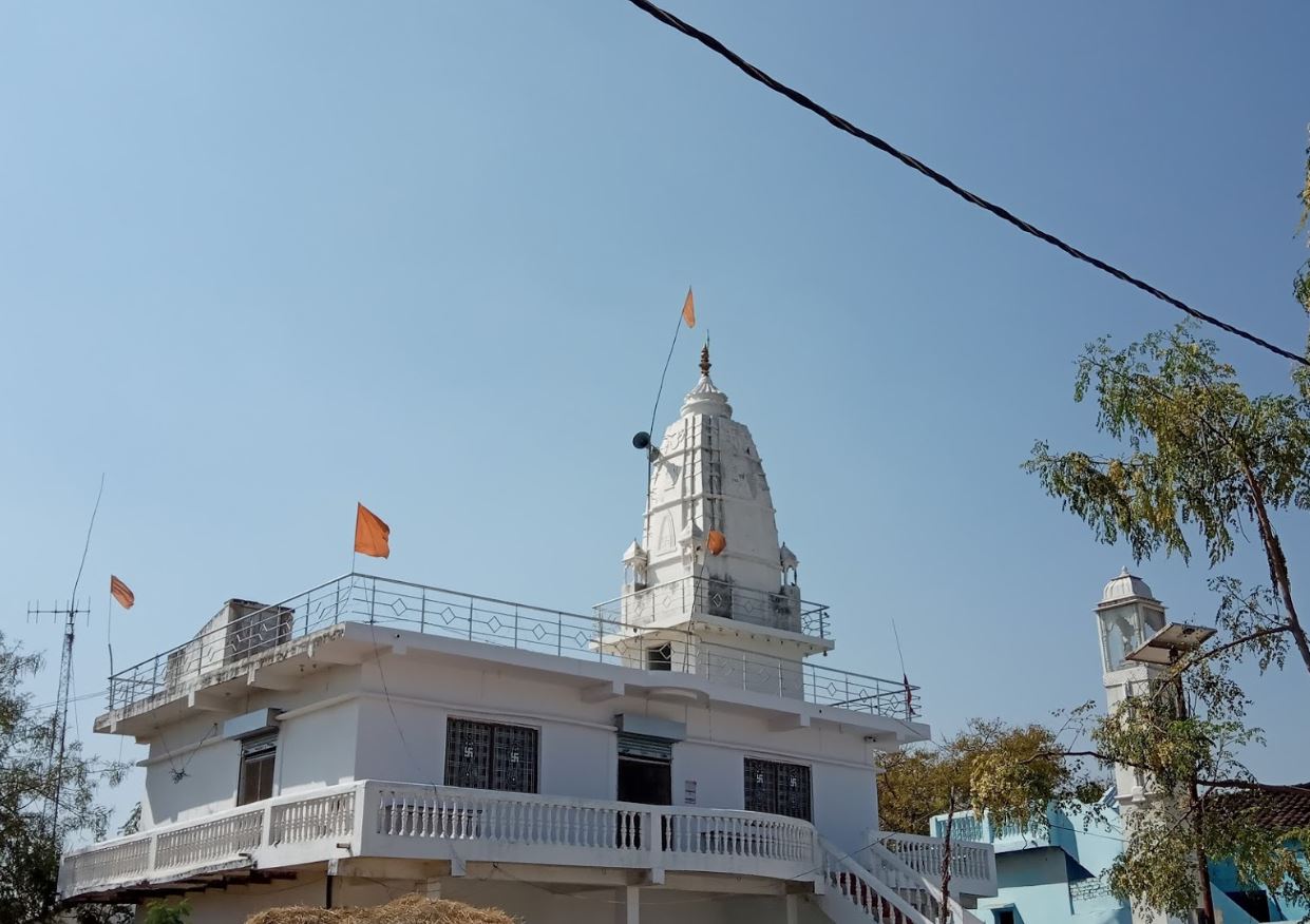 Shri Digamber Jain Mandir, Laklaka, District - Damoh (Madhya Pradesh) image 3