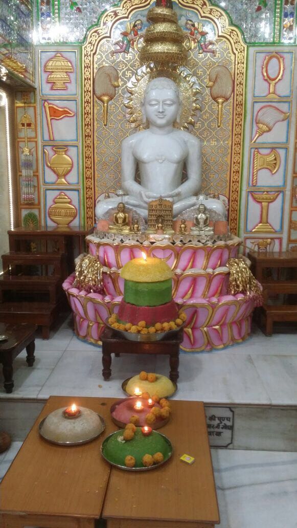 Shri 1008 Chandraprabhu Digamber Jain Mandir, Parvat Patia,  Surat (Gujarat) image 3