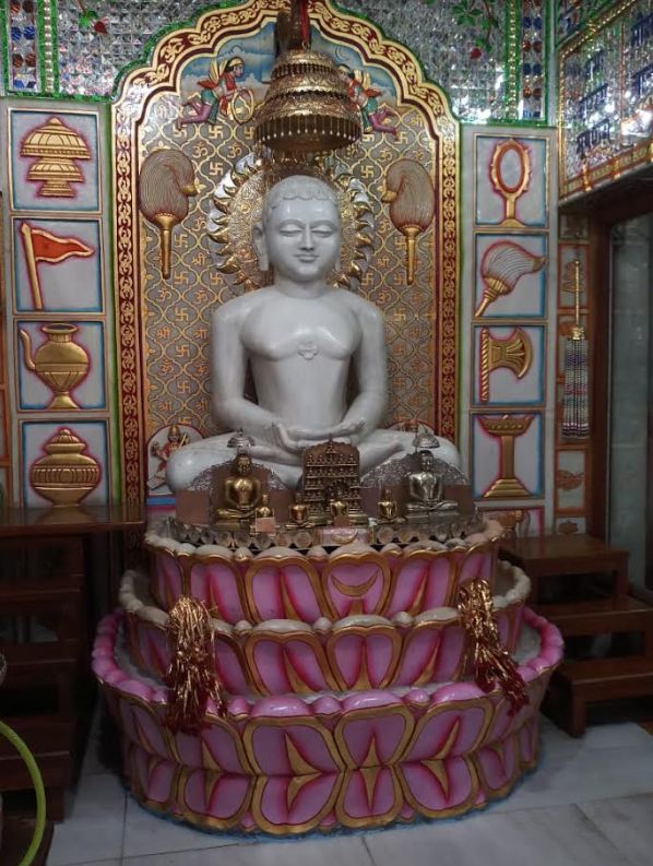 Shri 1008 Chandraprabhu Digamber Jain Mandir, Parvat Patia,  Surat (Gujarat) image 5
