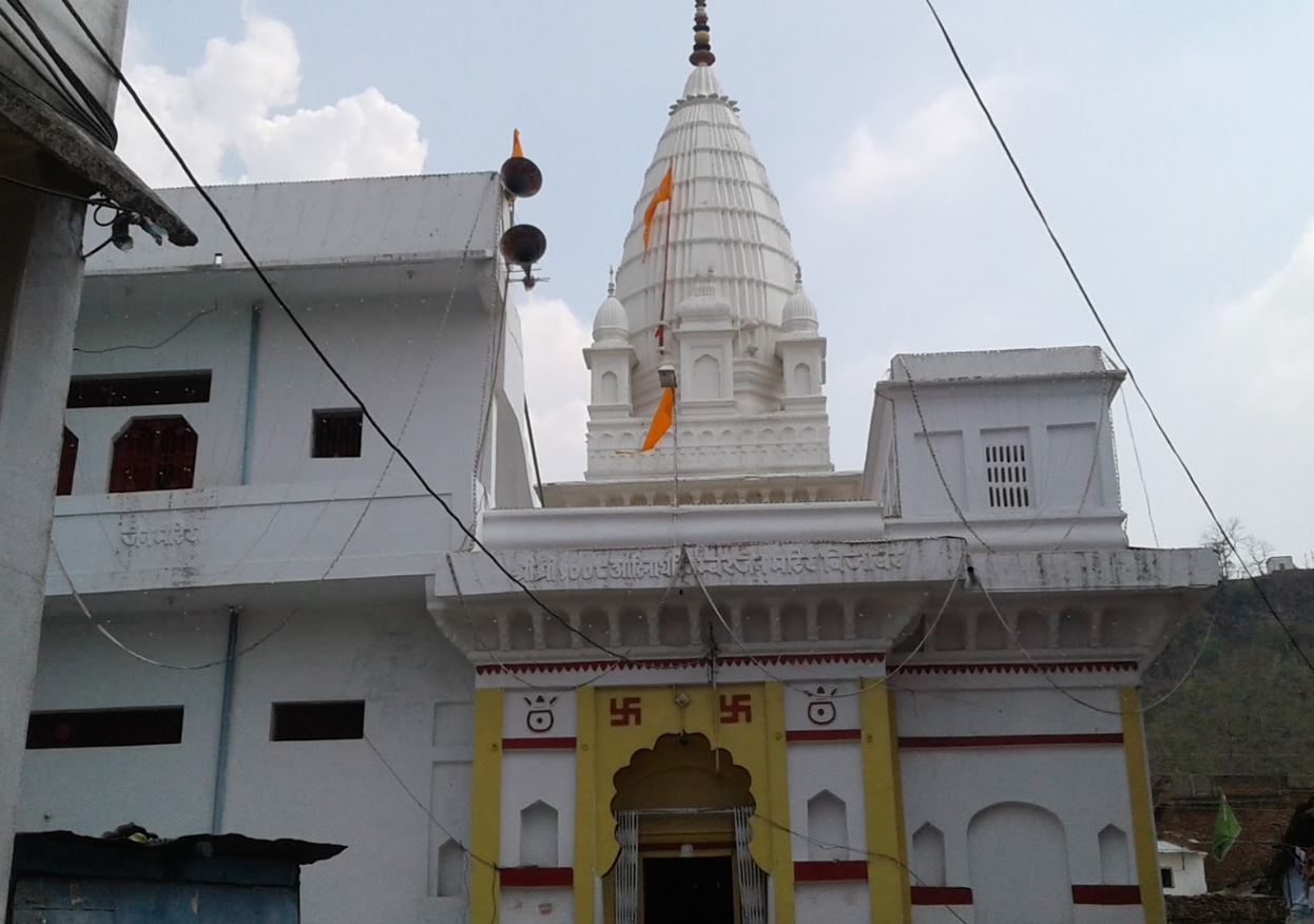 Shri Adinath Digamber Jain Mandir, Bijawar, District - Chhatarpur (Madhya Pradesh) image 1