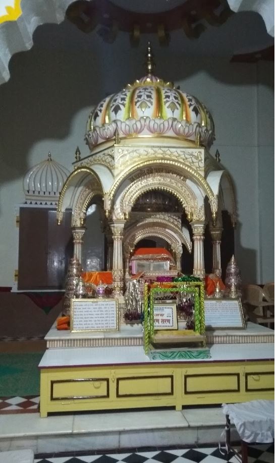 Shri Taaran Taran Digamber Jain Chaitalaya, Station Main Road, Ganj Basoda, District-Vidisha (M.P.) image 1