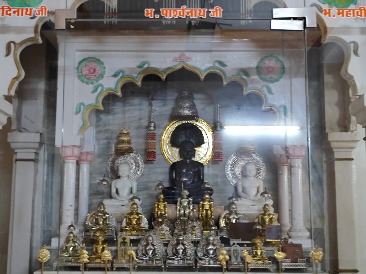 Shri 1008 Parshvnath Digamber Jain Mandir, Station Mandi, Ganj Basoda, District - Vidisha (M.P.) image 5