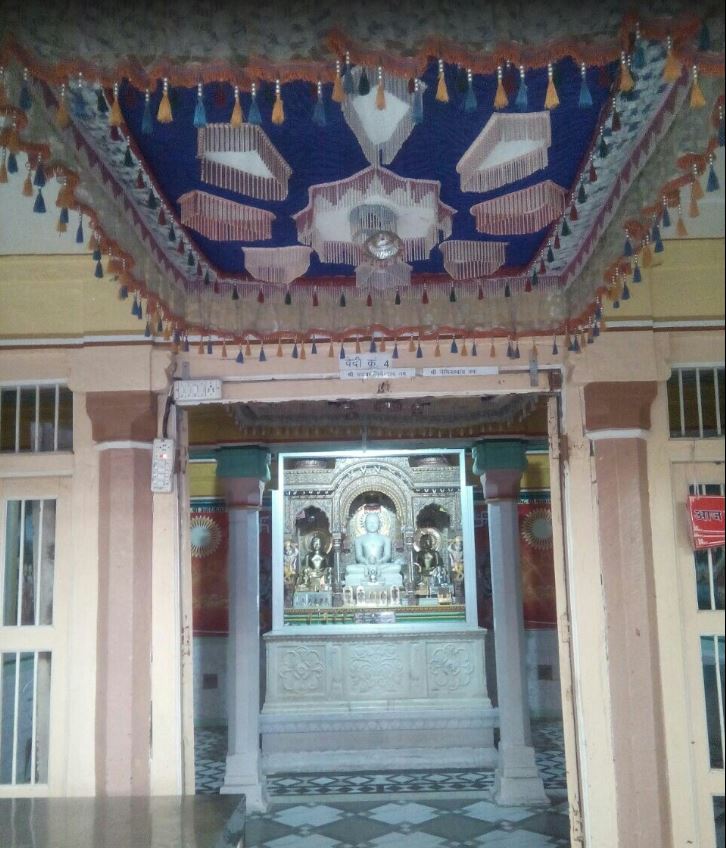 Shri 1008 Adinath Digamber Jain Mandir, Mandi Bamora, District - Sagar (M.P.) image 4