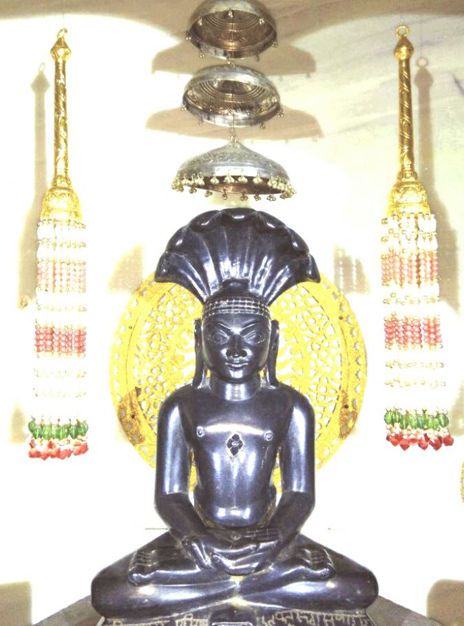 Shri 1008 Parshvnath Digamber Jain Mandir, Lateri, District - Vidisha (M.P.) image 3