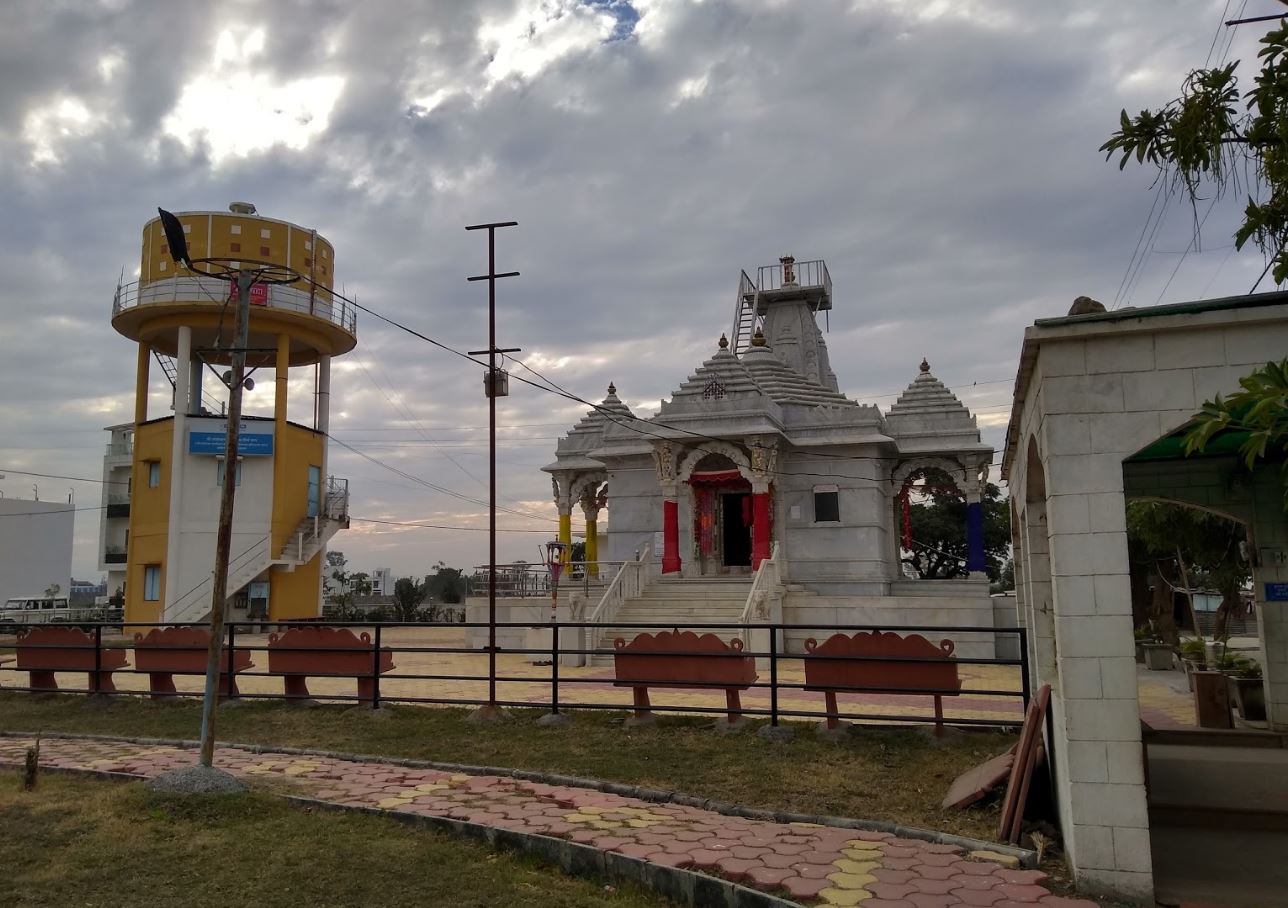 Shri Shankeshwar Parshvnath Jain Shwetamber Mandir, Adinath Colony, Badnagar, District - Ujjain (M.P.) image 1