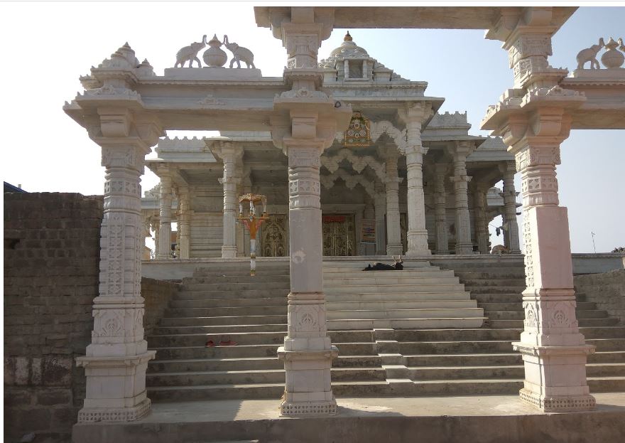 Shri Adinath Bhagwan Jain Derasar, Badnawar, District - Dhar (M.P.) image 1