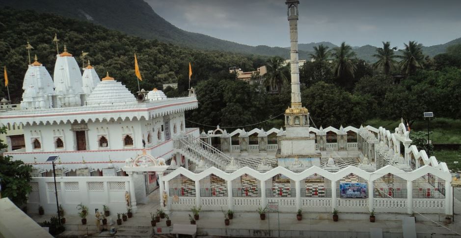 Shri Digamber Jain Samosharan Mandir, Girnarji, Junagadh (Gujarat) image 2