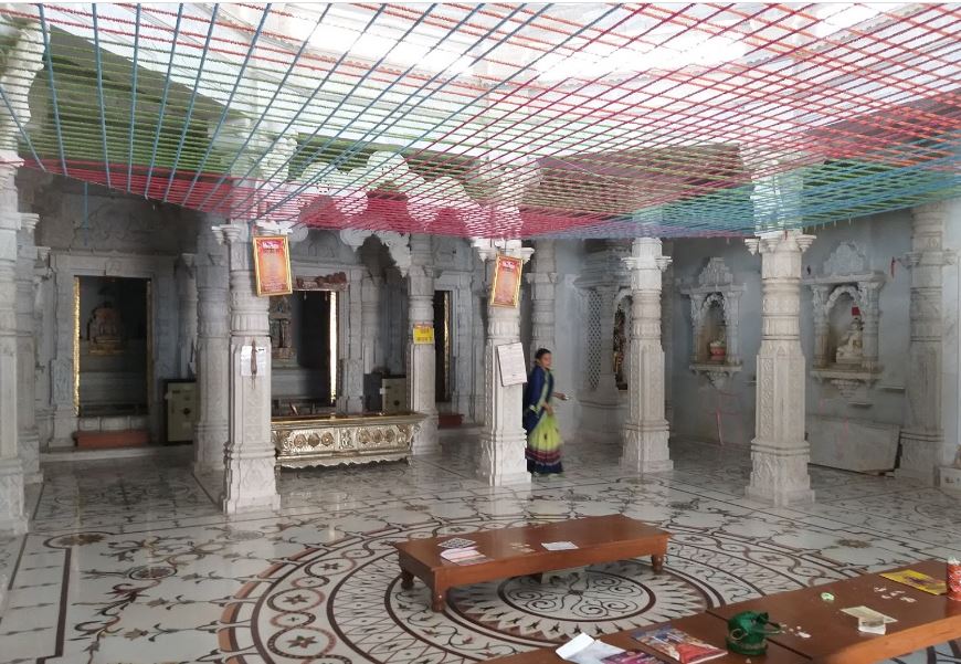 Shri Bhoyrawala Adinath Jain Shwetamber Mandir, Badnawar, District - Dhar (M.P.) image 1
