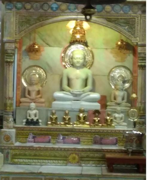 Shri Shantinath Digamber Jain Mandir, Nayapura, Badnawar, District - Dhar (M.P.) image 3