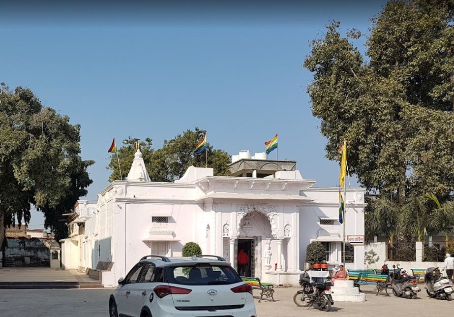 Shri Digamber Jain Mandir, Jaisinghpura, Ujjain (Madhya Pradesh) image 2