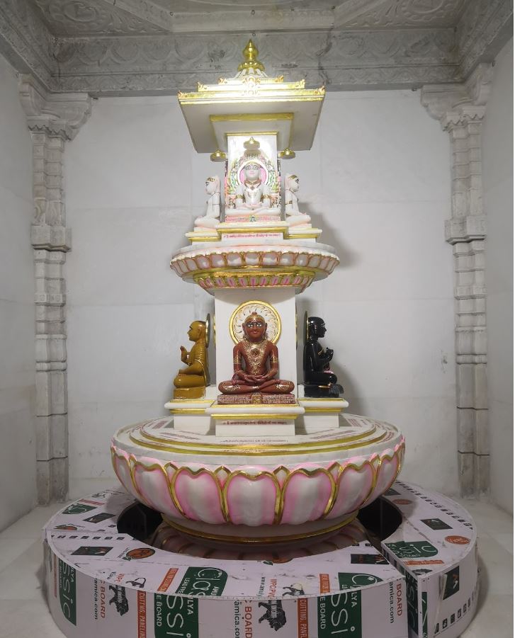 Shri Avanti Parshvnath Shwetamber Jain Tirth, Danigate, Ujjain (Madhya Pradesh) image 10