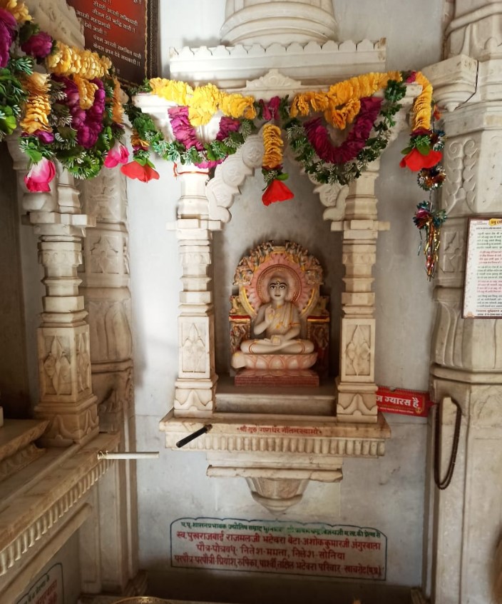 Shri Adinath Bhagwan Jain Shwetamber Mandir, Khachrod, District - Ujjain (M.P.) image 4