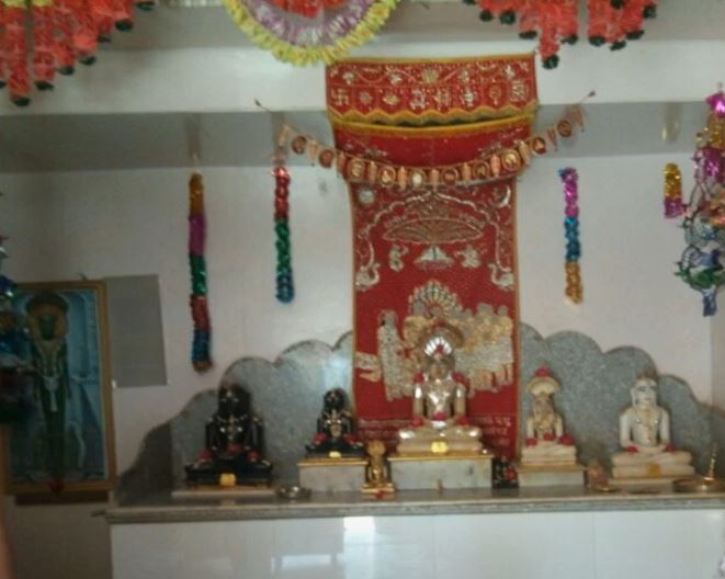 Shri Godi Parshvnath Jain Shwetamber Mandir, Khachrod, District - Ujjain (M.P.) image 2