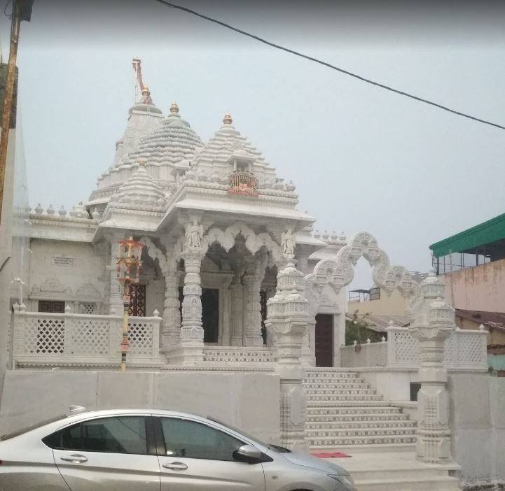 Shri Parshvnath Jain Shwetamber Mandir, Khachrod, District - Ujjain (M.P.) image 1