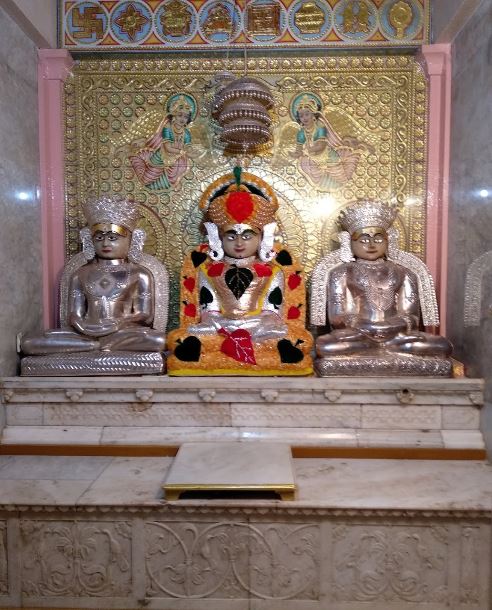 Shri Chintamani Parshvnath Jain Shwetamber Mandir, Mahidpur, District - Ujjain (M.P.) image 1