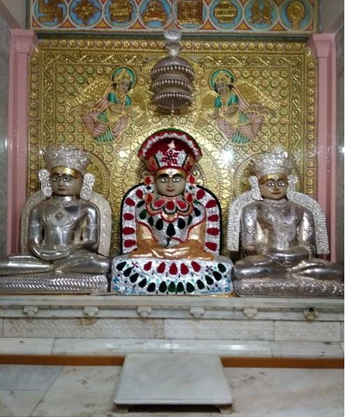Shri Chintamani Parshvnath Jain Shwetamber Mandir, Mahidpur, District - Ujjain (M.P.) image 4