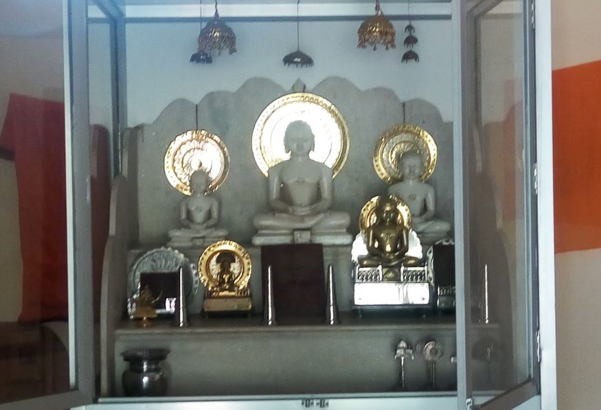 Shri 1008 Shantinath Digamber Jain Mandir, Tarana, District - Ujjain (M.P.) image 3