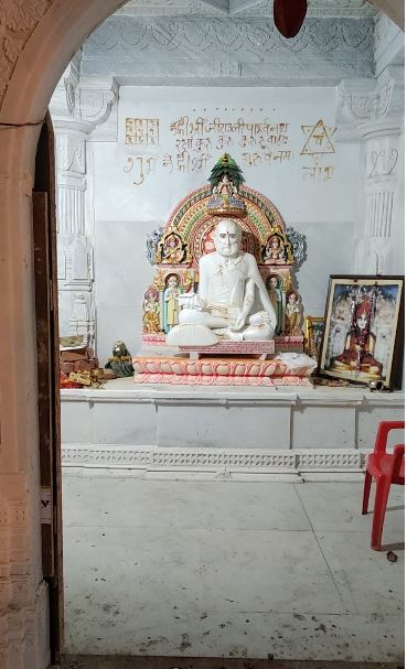 Shri Rajendra Suri Jain Dadawadi, Dayanand Colony, Nagda, District - Ujjain (M.P.) image 1