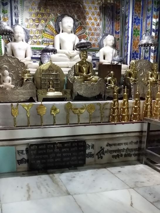 Shri 1008 Shri Parshvnath Digamber Jain Mandir, Garoth, District- Mandsaur (Madhya Pradesh) image 4