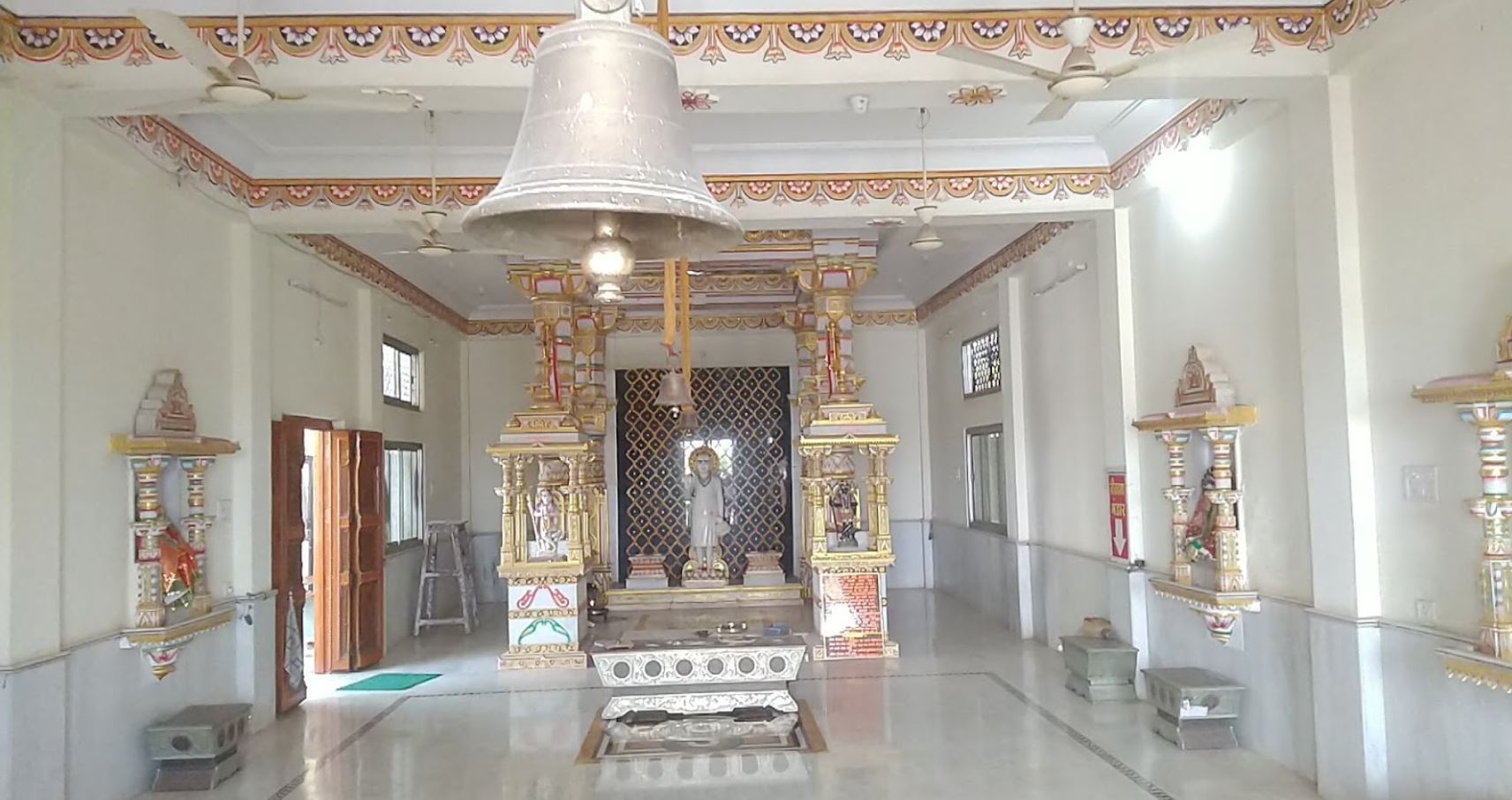 Shri Jin Kushalsurivashwar Jain Dadawadi, Bahi, District - Mandsaur (M.P.) image 2