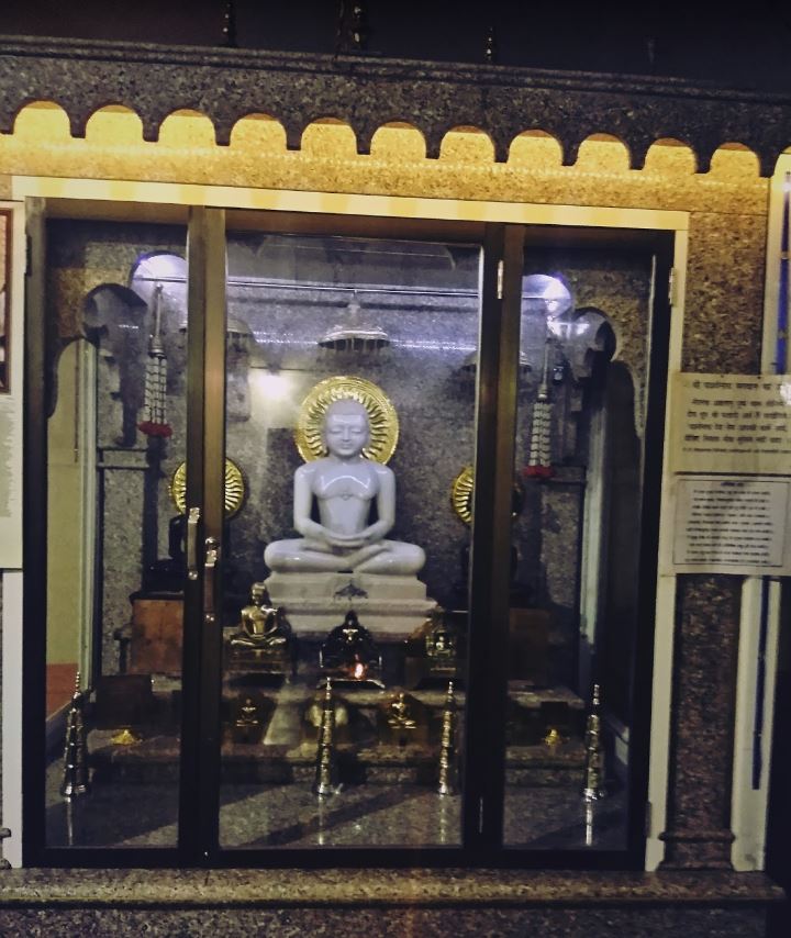 Shri Digamber Jain Mandir, Chhawani, Agar, District - Agar Malwa (M.P.) image 1