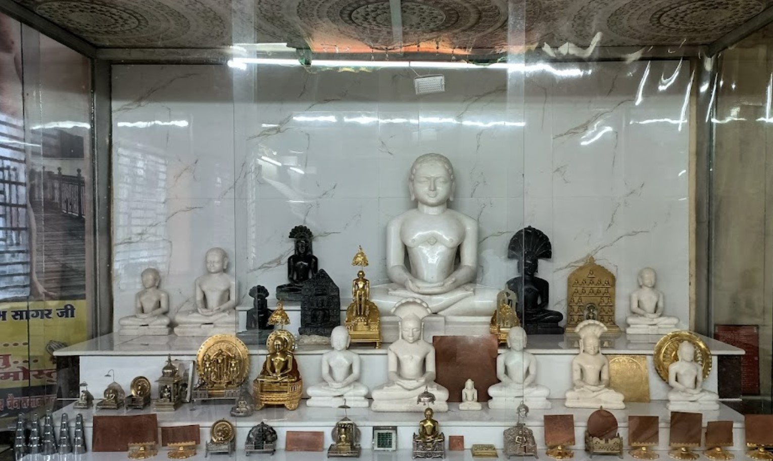 Shri Digamber Jain Mandir, Junnardeo, Jamai, District - Chhindwara (M.P.) image 2