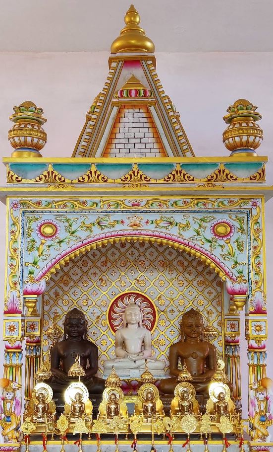 Shri Adinath Digamber Jain Mandir, Umreth, District - Chhindwara (M.P.) image 3
