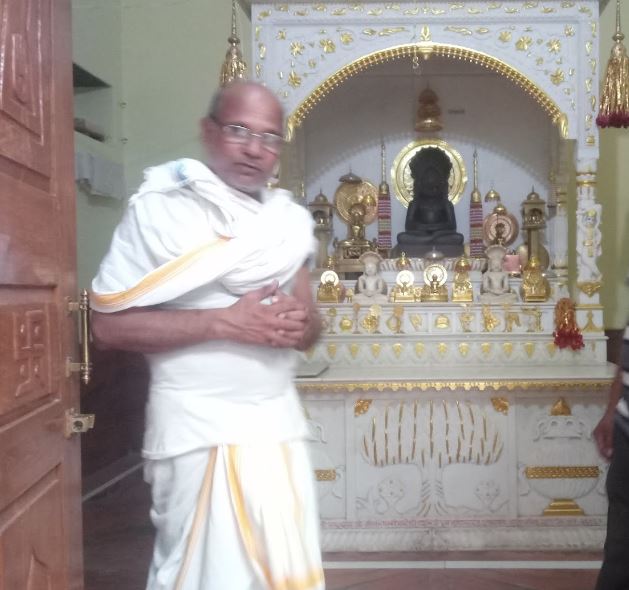 Shri Parshvnath Digamber Jain Mandir, Kerbana, District - Damoh (M.P.) image 1