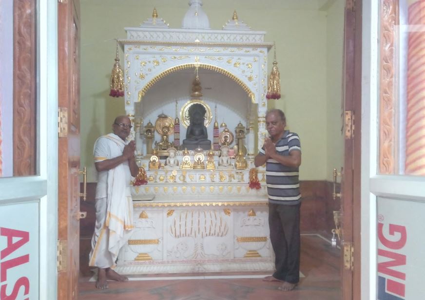 Shri Parshvnath Digamber Jain Mandir, Kerbana, District - Damoh (M.P.) image 2