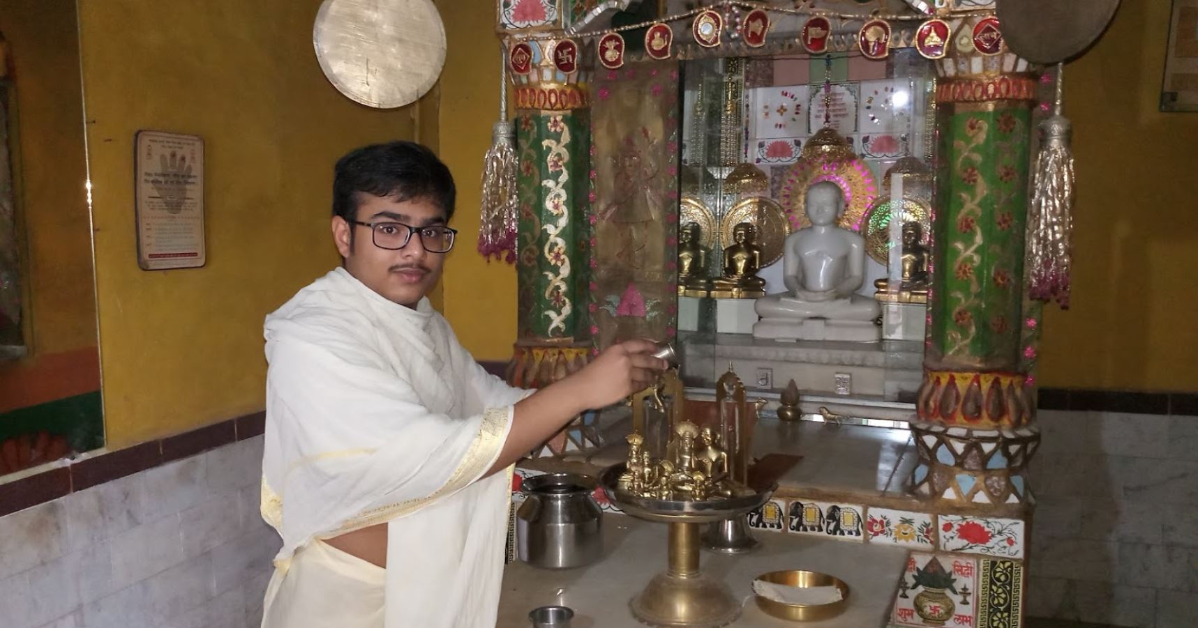 Shri Digamber Jain Mandir, Sakour, District - Damoh (M.P.) image 2