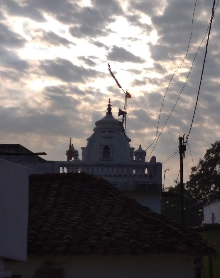 Shri Parshvnath Digamber Jain Mandir, Pipariya Sahni, District - Damoh (Madhya Pradesh) image 1