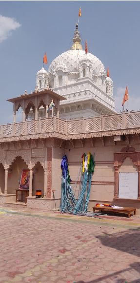 Shri Parshvnath Digamber Jain Bada Mandir, Patharia, District - Damoh (Madhya Pradesh) image 1