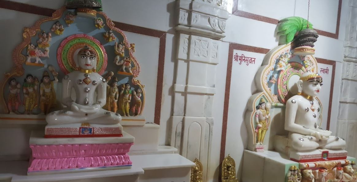 Shri Shwetamber Jain Mandir, Karnawad, District - Dewas (M.P.) image 4