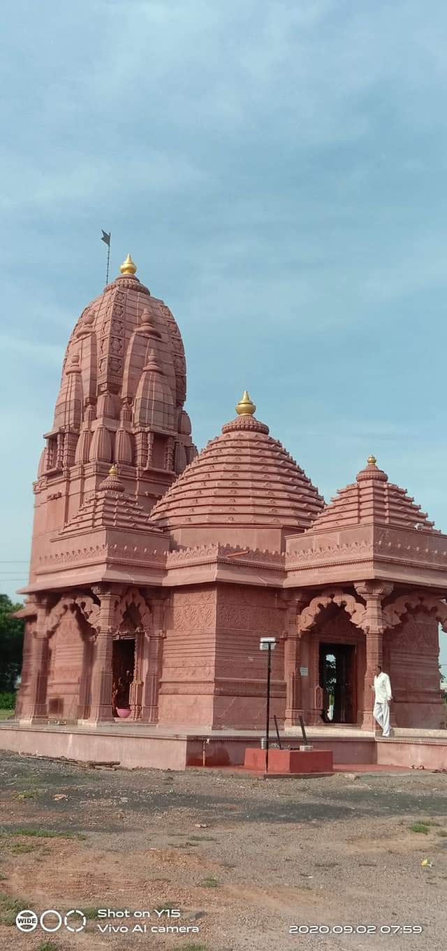 Shri 1008 Neminath Digamber Jain Mandir, Satwas, District - Dewas (M.P.) thumbnail 5