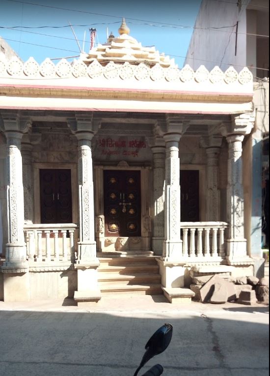 Shri Chintamani Parshvnath Jain Derasar, Tonk Khurd, District - Dewas (M.P.) image 1