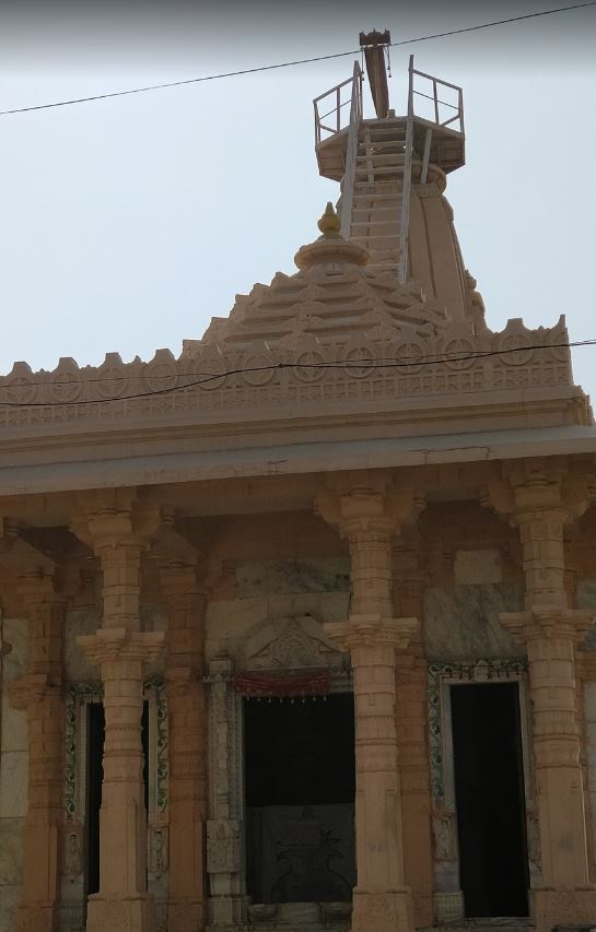 Shri Sumatinath Shwetamber Jain Mandir, Kailash Nagar, Deendayalpuram, Dhar (M.P.) image 2