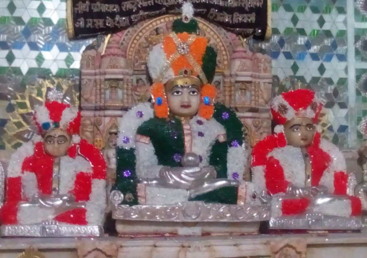 Shri Chandraprabhu Jain Shwetamber Mandir, Ringnod, District - Dhar (M.P.) image 1