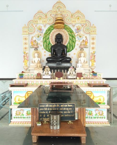 Shri 1008 Neminath Digamber Jain Mandir, Shahpur, Guna (Madhya Pradesh) image 2