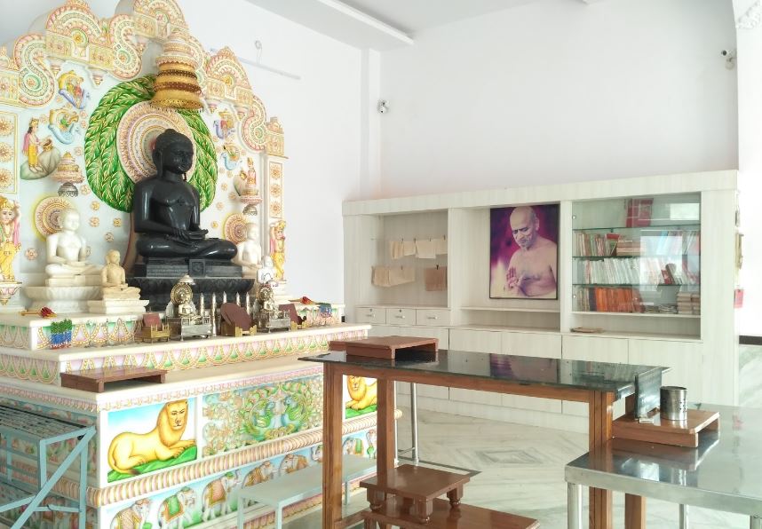 Shri 1008 Neminath Digamber Jain Mandir, Shahpur, Guna (Madhya Pradesh) image 3