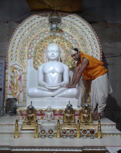 Shri Munisuvratnath Digamber Jain Mandir, Subhash Colony, Guna (M.P.) image 1